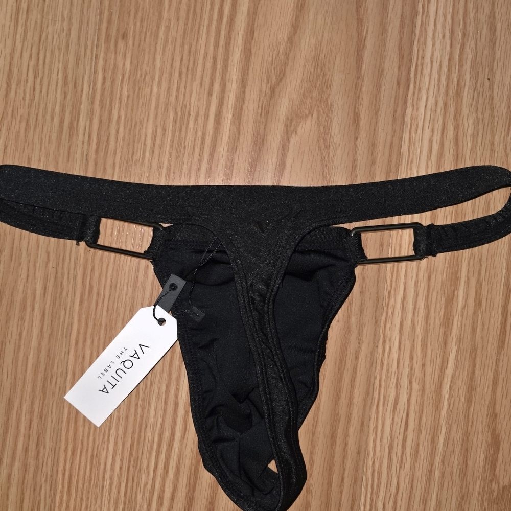 Vaquita Ryker Buckle Thong - Picture 3 of 5